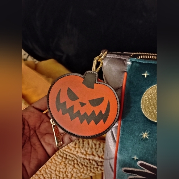 Nightmare Before Christmas Themed Tote Bag | BoxLunch Exclusive - Picture 4 of 9